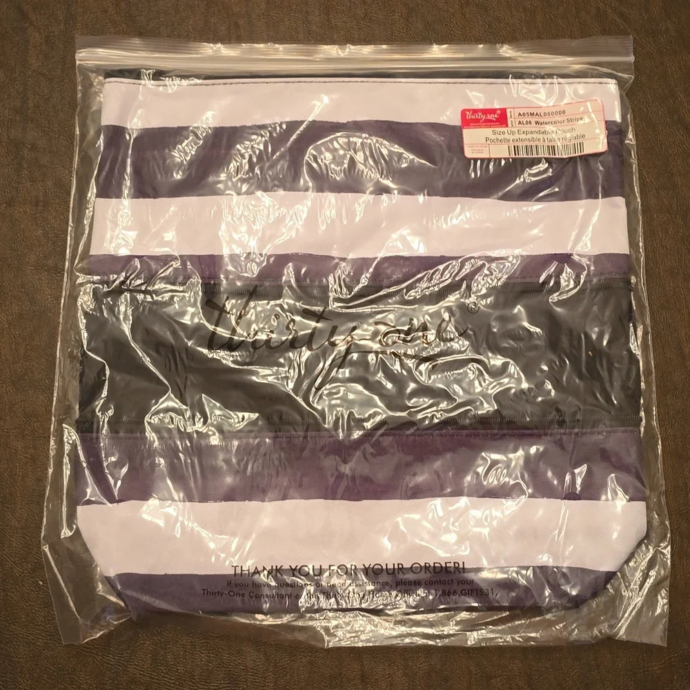 Thirty-One Size Up Expandable Pouch - Picture 3 of 4